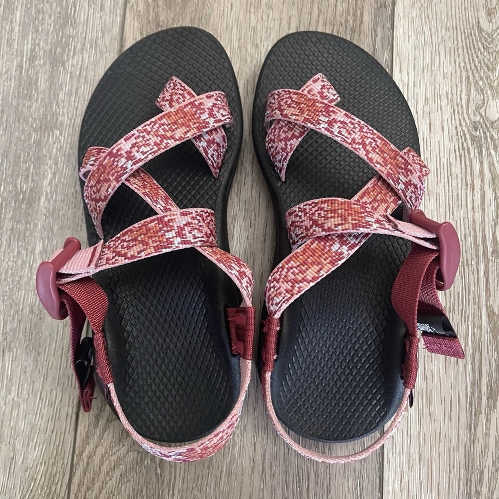 EUC $110 Chaco Women's Z/Cloud 2 Hiking Outdoor Comfort Sandals-Rhubarb Size 6 - Picture 8 of 14
